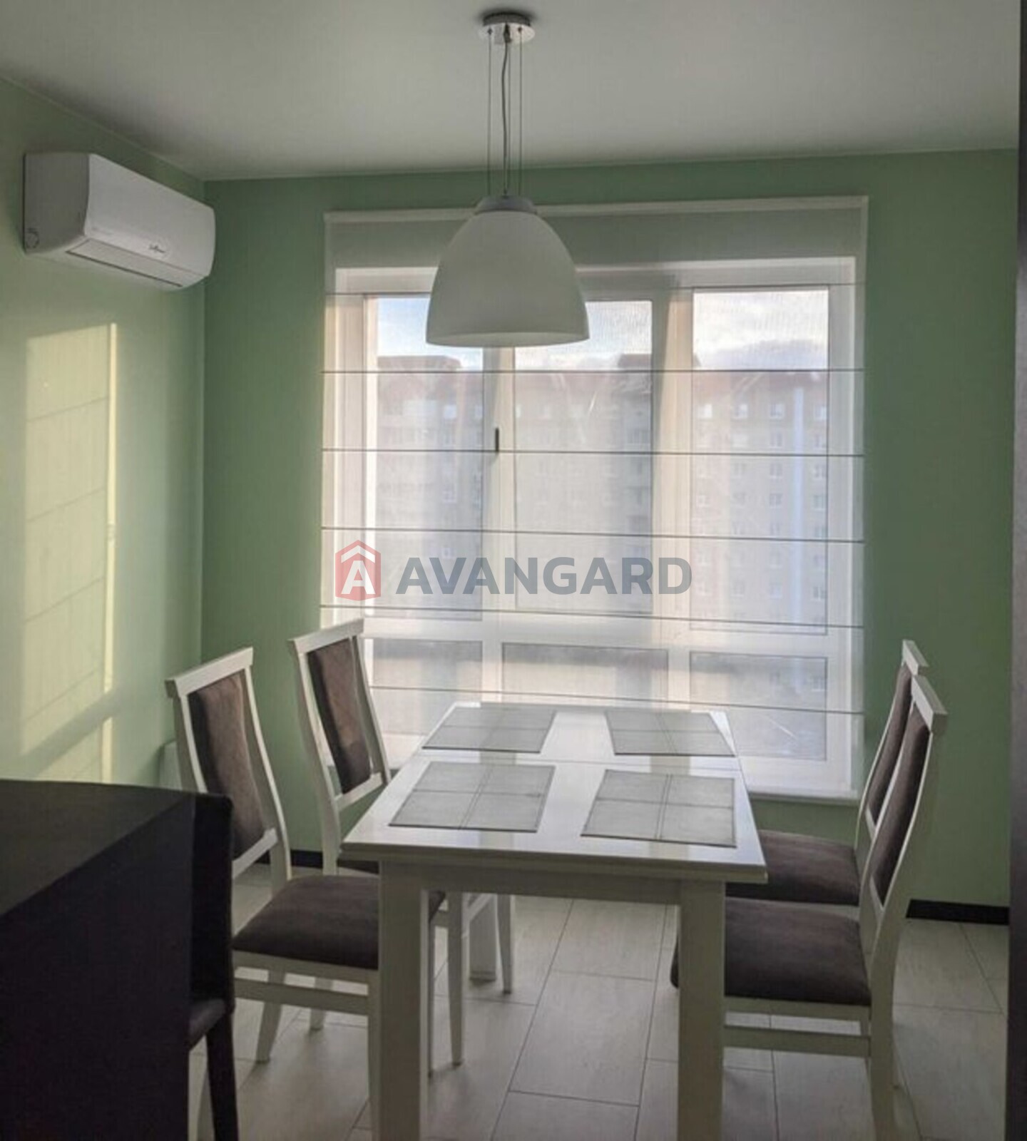 4 . , 102/-/10 . ., 9/10   5