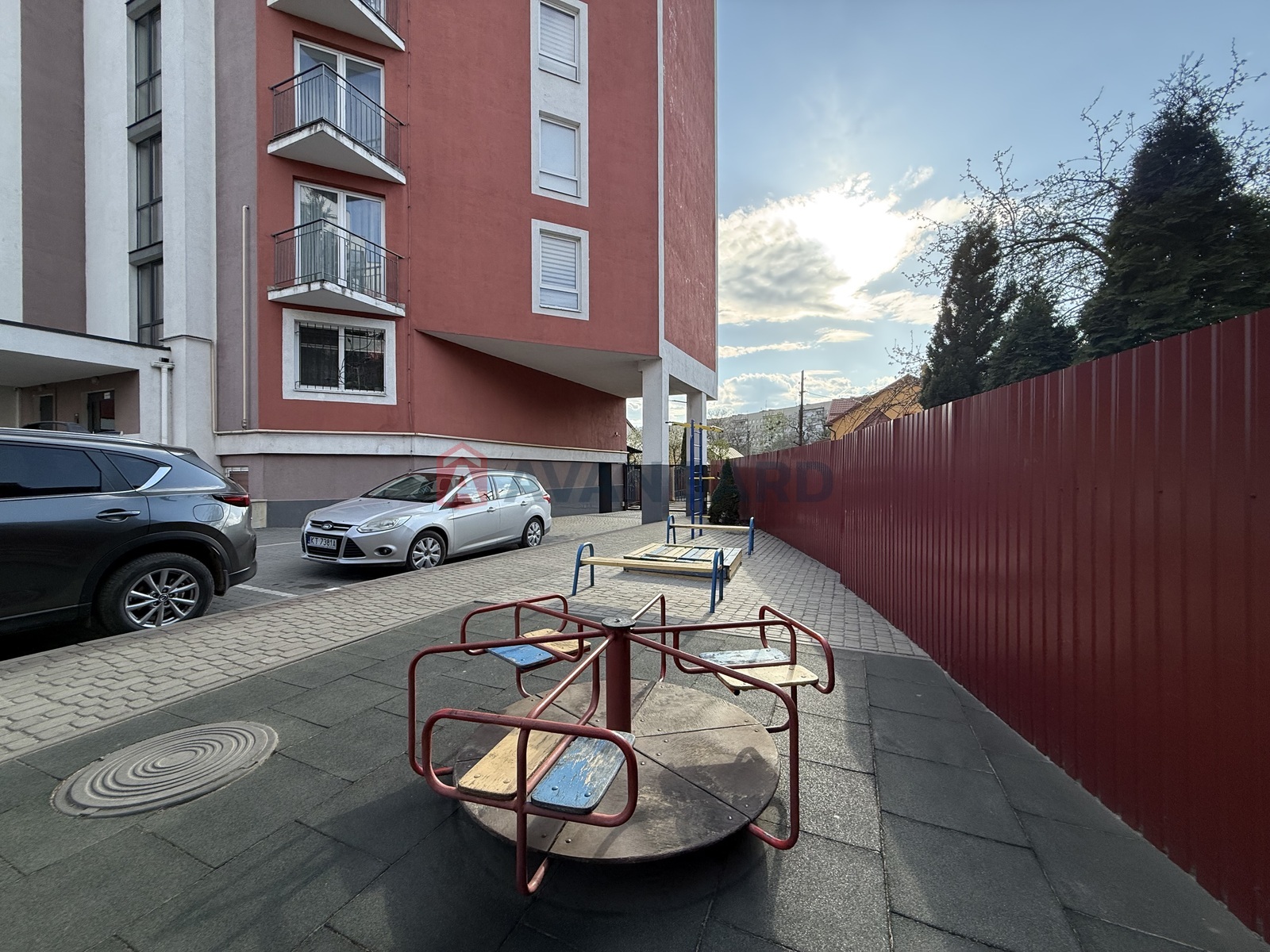 2 ��. ��������, 77,1/38,3/18,2 ��. �., 2/10 ������ ���� 30