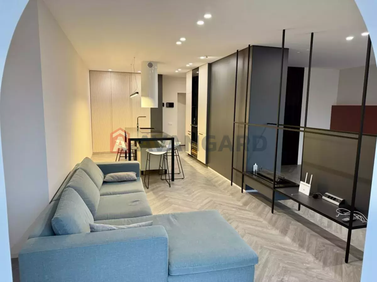 2 ��. ��������, 66/-/18 ��. �., 9/12 ������ ���� 2