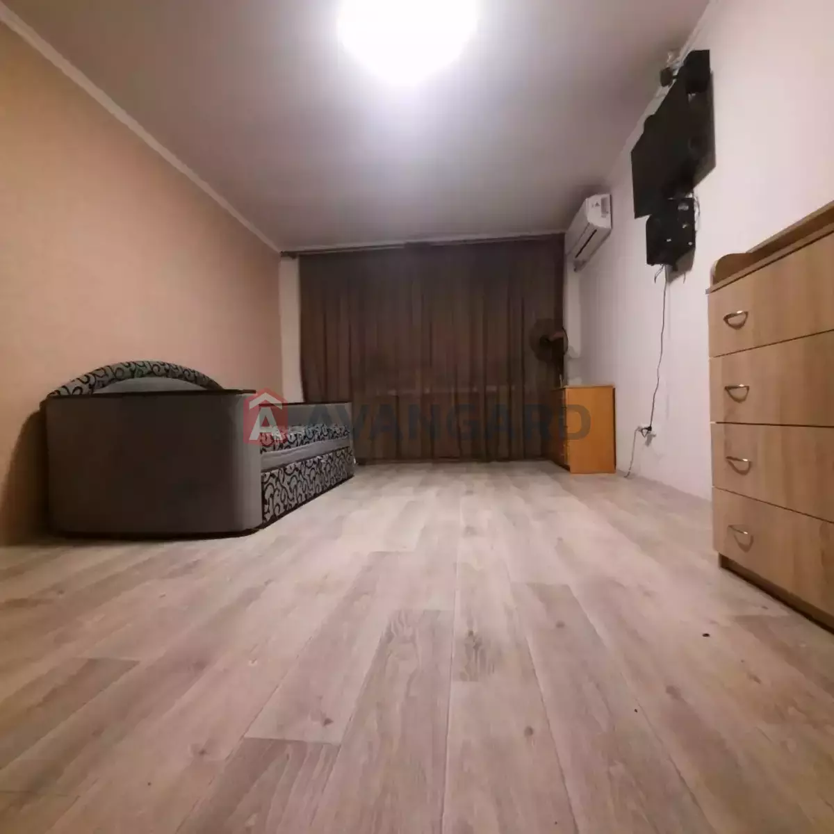 2 . , 60/-/8 . ., 1/2   6