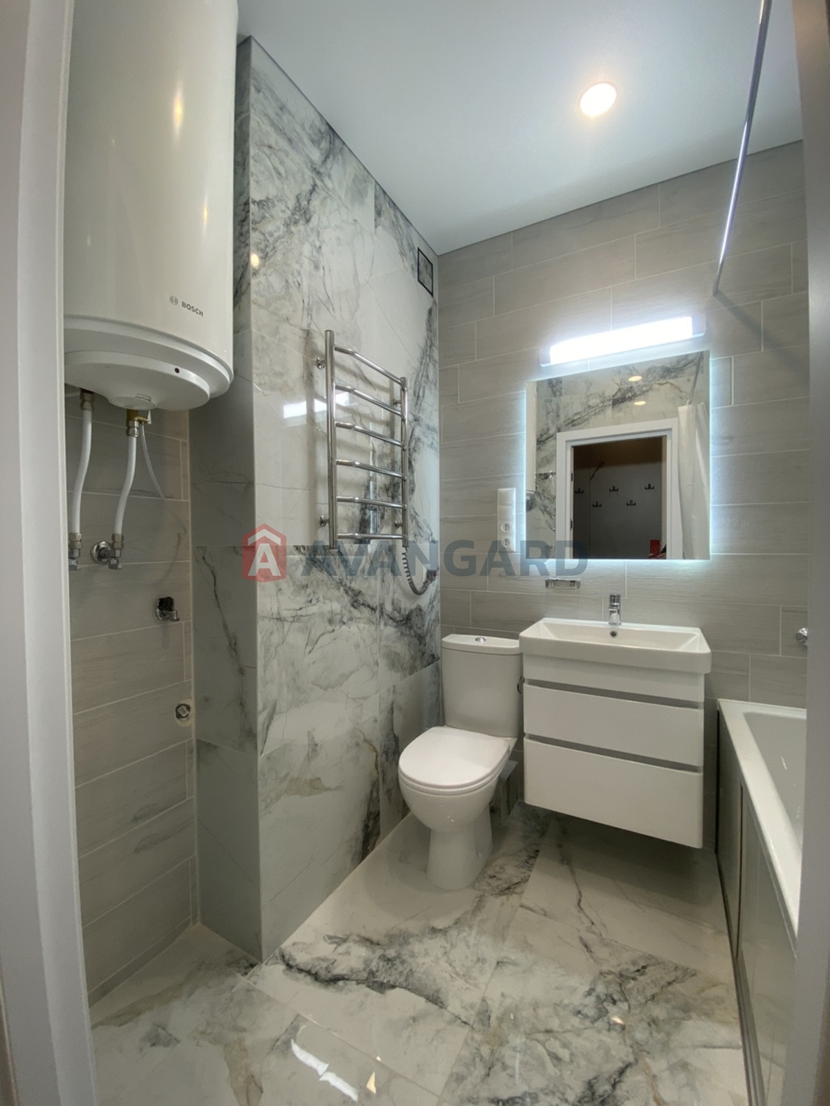 1 ��. ��������, 44/14/20 ��. �., 24/26 ������ ���� 25