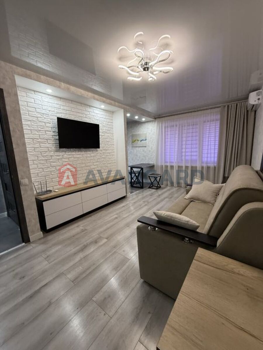 1 кім. квартира, 28/15/7 кв. м., 1/5 поверх фото 1 1 кім. квартира, 28/15/7 кв. м., 1/5 поверх фото 1