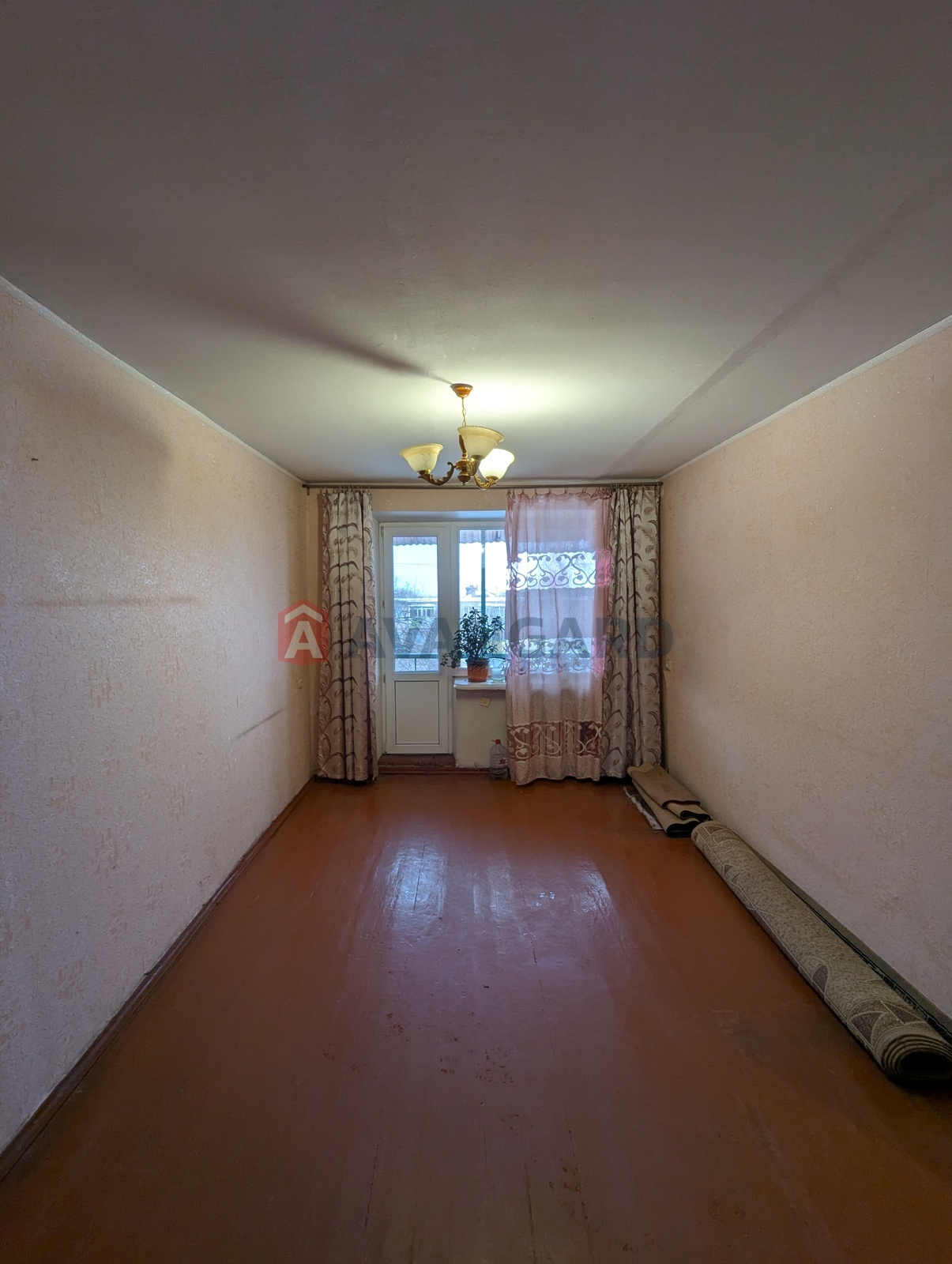 2 ��. ��������, 47/28/6 ��. �., 5/5 ������ ���� 12