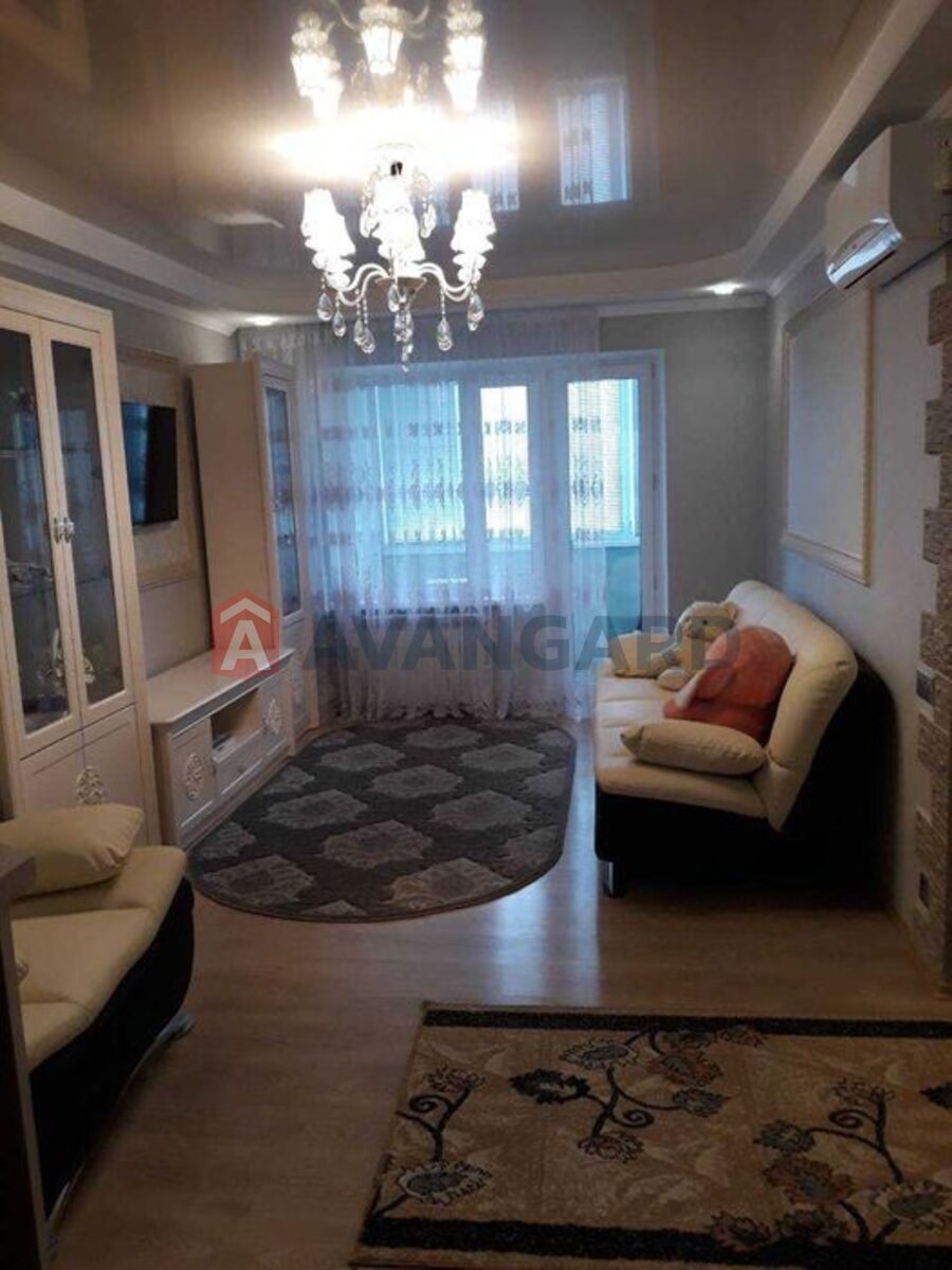 3 ��. ��������, 72/-/9 ��. �., 9/9 ������ ���� 2