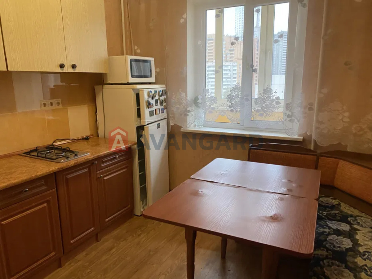 1 . , 35/-/12 . ., 7/10   8