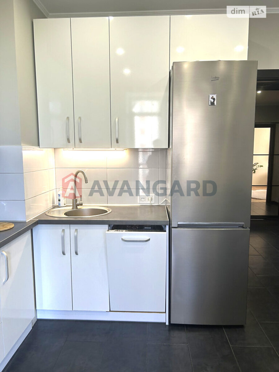 2 ��. ��������, 66/36/11 ��. �., 5/10 ������ ���� 9