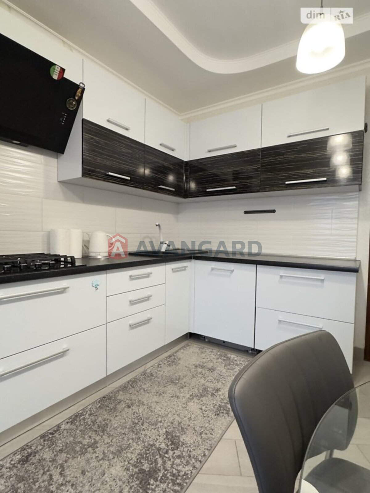 4 ��. ��������, 147/70/14 ��. �., 9/9 ������ ���� 2