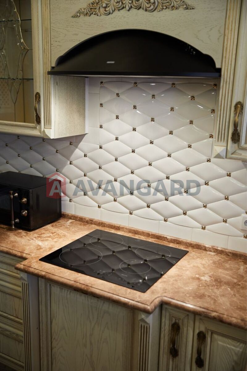 3 ����. ��������, 80/-/25 ��. �., 8/10 ���� ���� 7