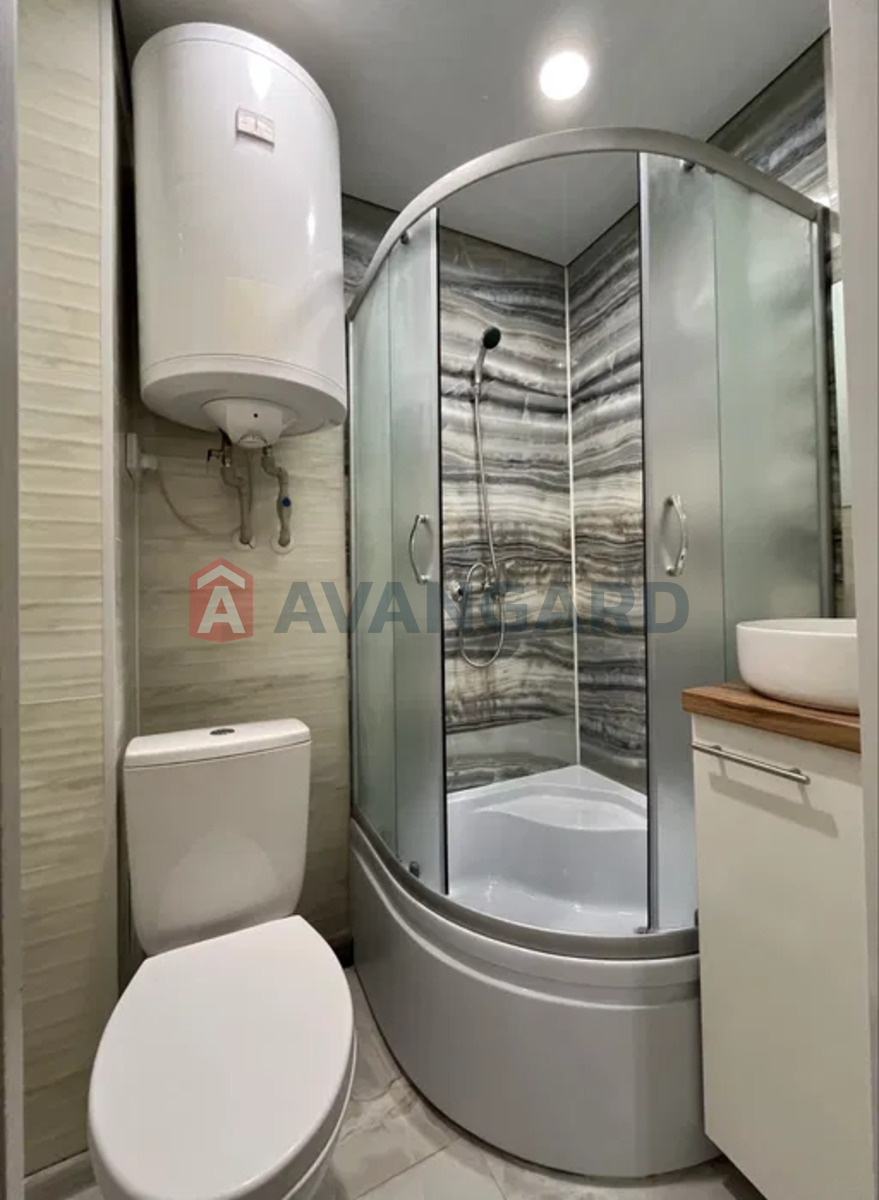 1 ��. ��������, 28/-/5 ��. �., 5/5 ������ ���� 2