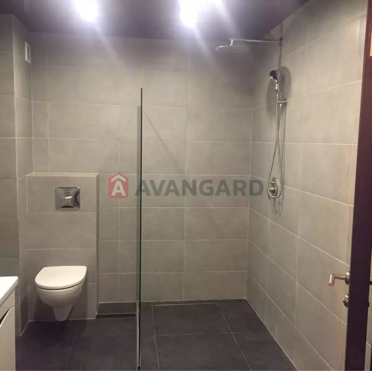 2 ��. ��������, 55/-/15 ��. �., 14/16 ������ ���� 18