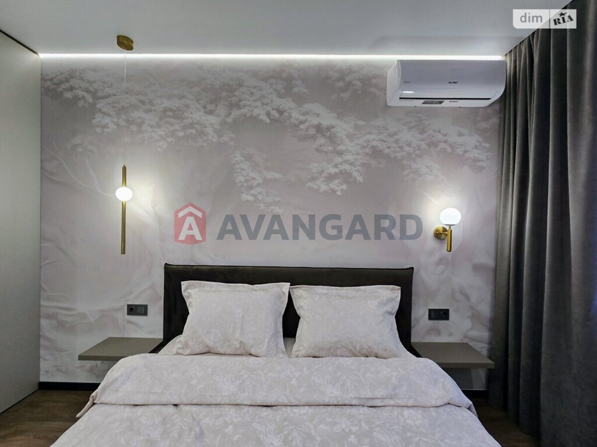 2 ��. ��������, 65/33/18 ��. �., 5/10 ������ ���� 3