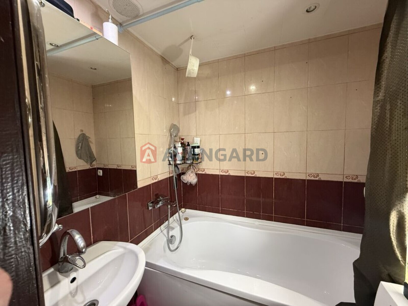 3 ��. ��������, 62/-/9 ��. �., 9/9 ������ ���� 15