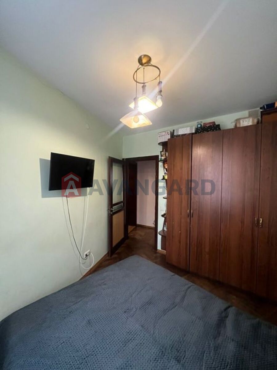 1 ����. ��������, 60/-/9 ��. �., 2/4 ���� ���� 11