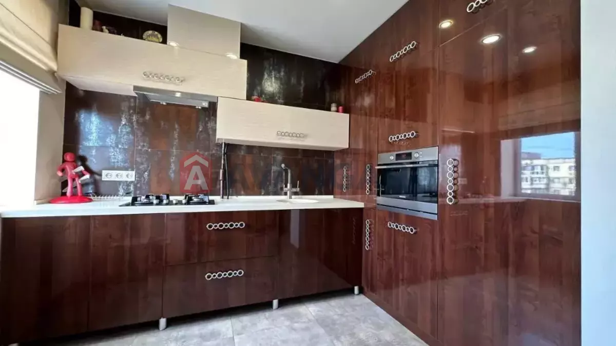 3 ��. ��������, 64/-/- ��. �., 8/9 ������ ���� 4