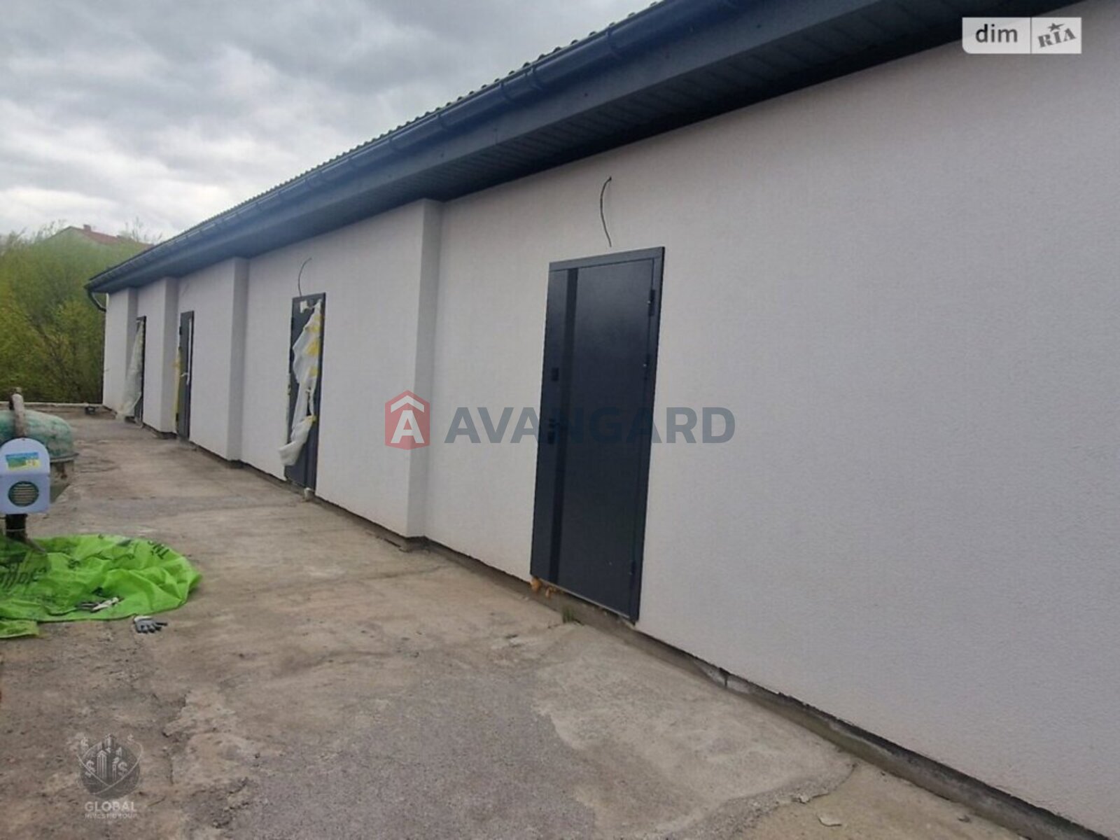 1 ��. ��������, 30/-/10 ��. �., 2/2 ������ ���� 9