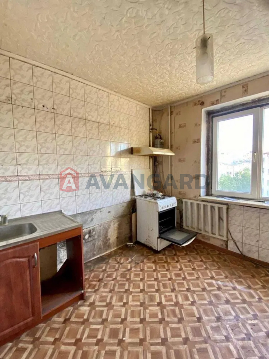 1 . , 41/-/9 . ., 7/9   8