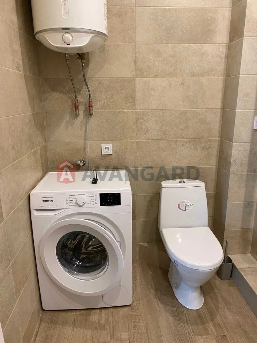 2 ��. ��������, 61/-/15 ��. �., 3/10 ������ ���� 17