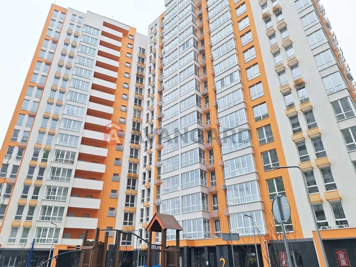 1 ��. ��������, 37/-/5 ��. �., 11/17 ������ ���� 3