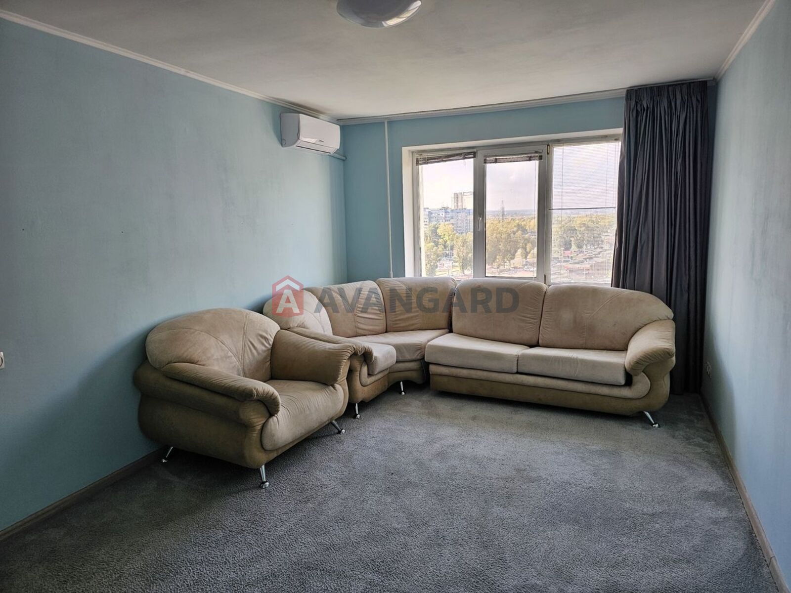 4 ��. ��������, 84,3/50,4/10,3 ��. �., 8/10 ������ ���� 1