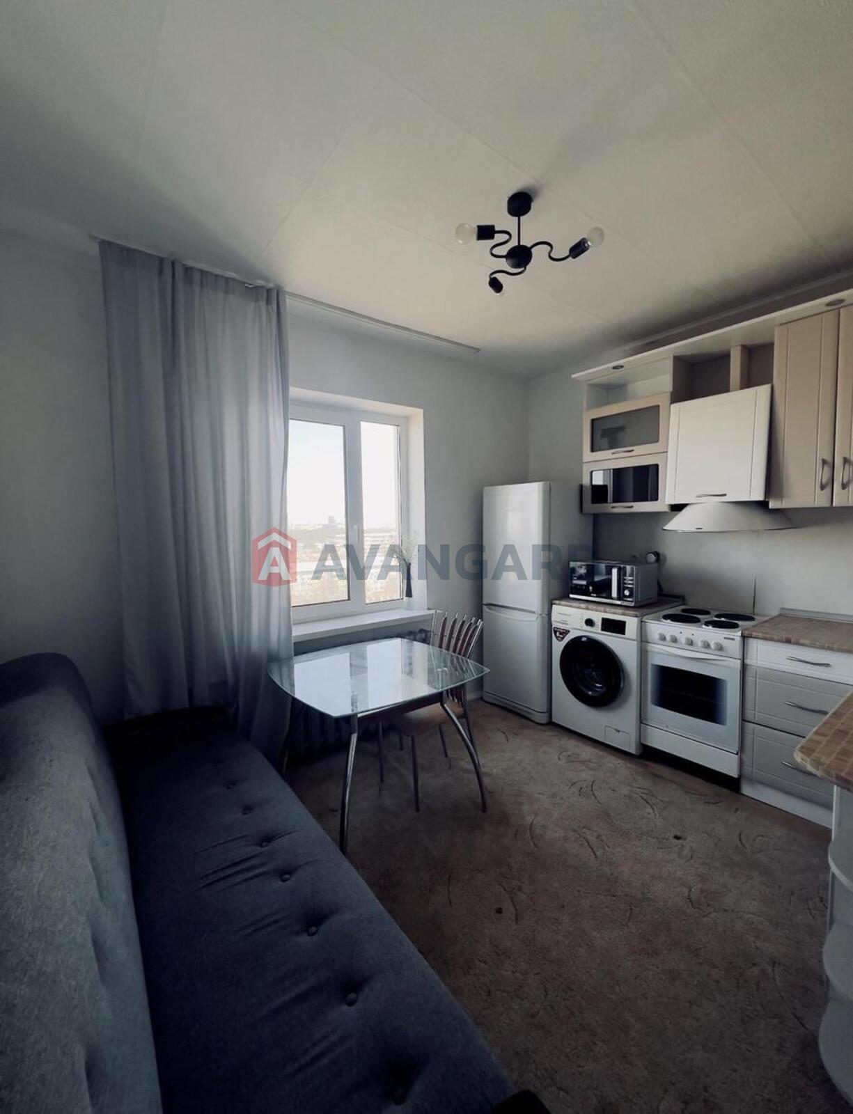 1 ��. ��������, 43/-/8 ��. �., 13/16 ������ ���� 2