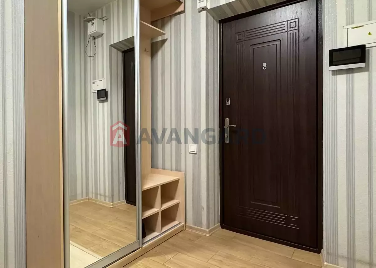 1 ��. ��������, 39/19/10 ��. �., 3/6 ������ ���� 17