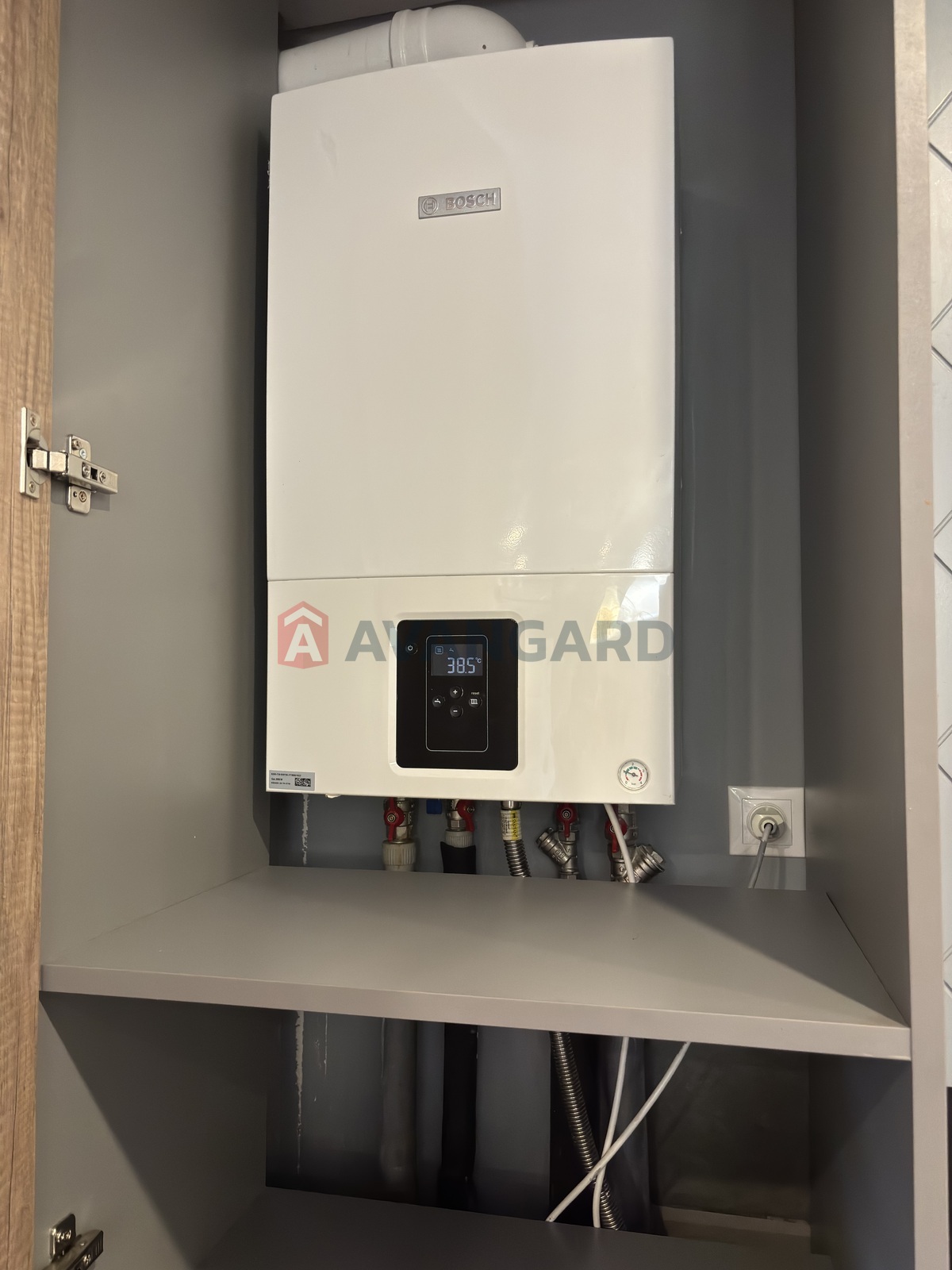 3 ��. ��������, 78/22/29 ��. �., 9/11 ������ ���� 8