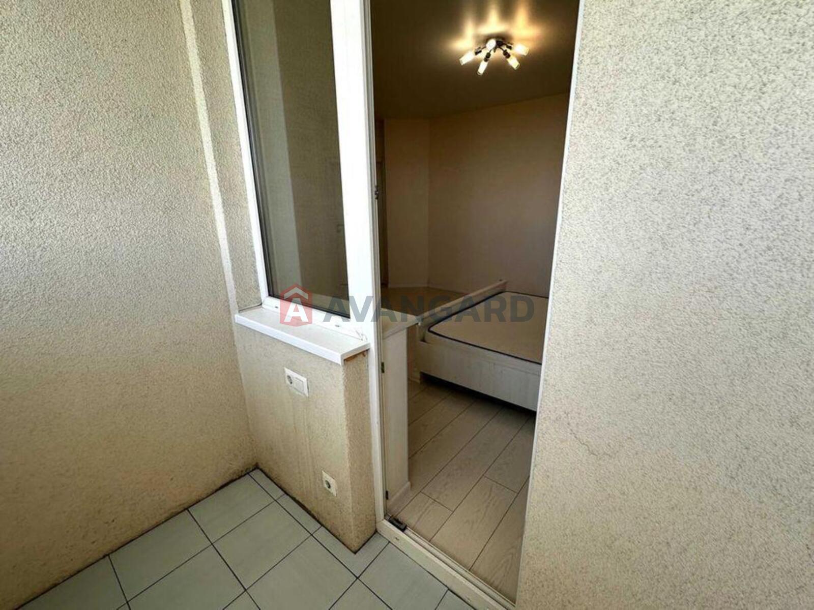 1 ��. ��������, 59/-/11 ��. �., 27/27 ������ ���� 17