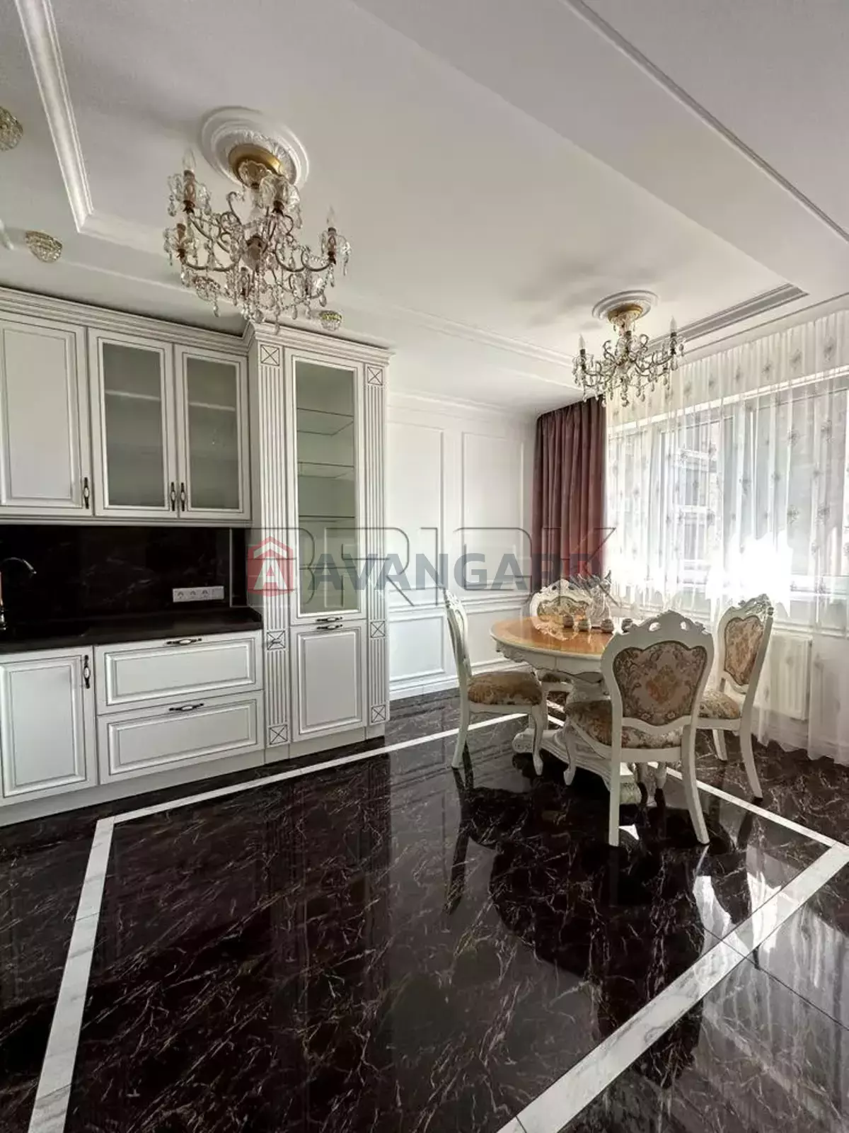 2 ��. ��������, 84/30/15 ��. �., 15/26 ������ ���� 13