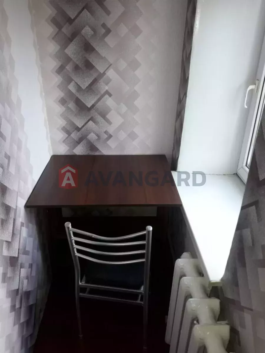 5 ��. ��������, 85/-/10 ��. �., 2/2 ������ ���� 5