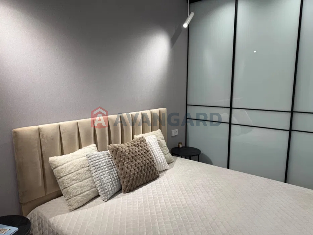 2 ����. ��������, 41/-/24 ��. �., 9/20 ���� ���� 7