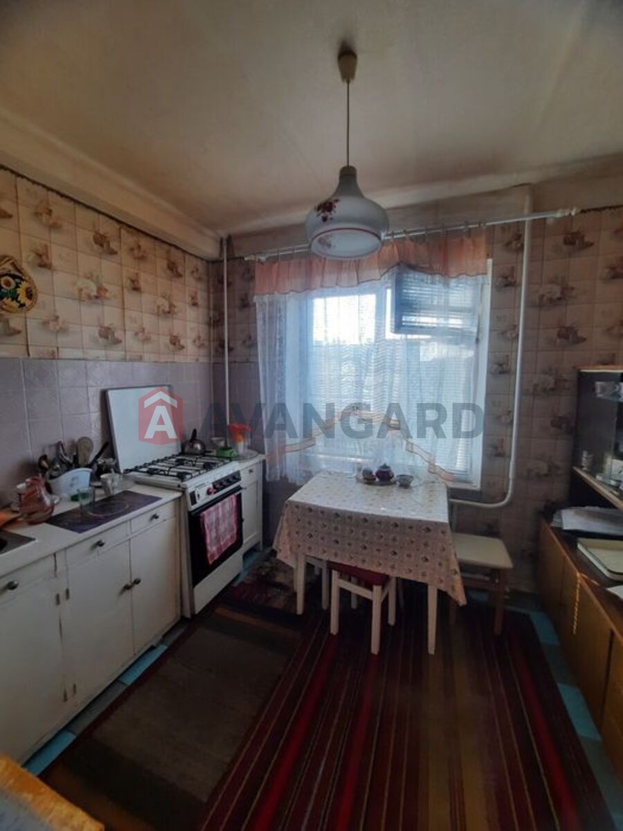 3 . , 68/42/8 . ., 6/9   4