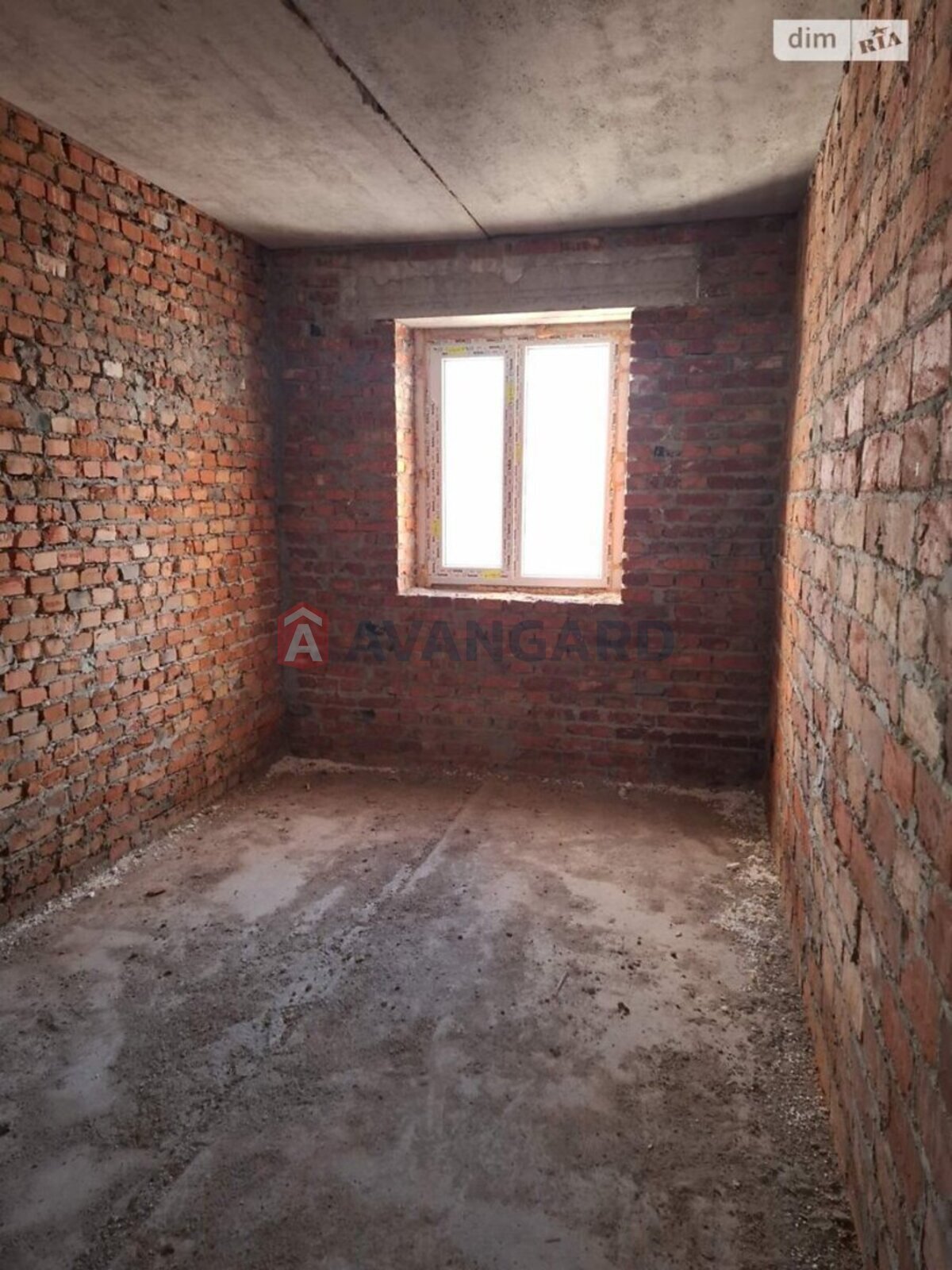 3 ��. ��������, 90/-/- ��. �., 10/10 ������ ���� 4