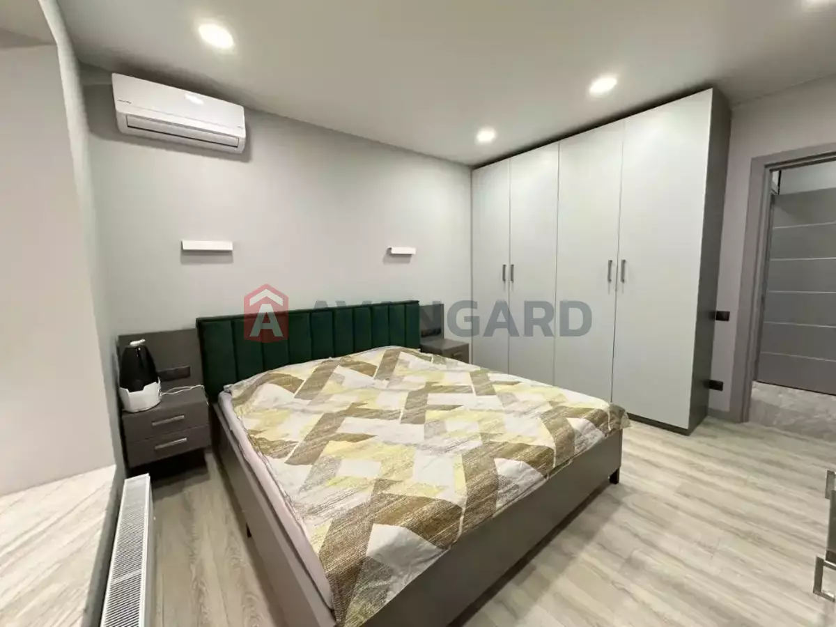 2 ��. ��������, 60/40/20 ��. �., 9/12 ������ ���� 9