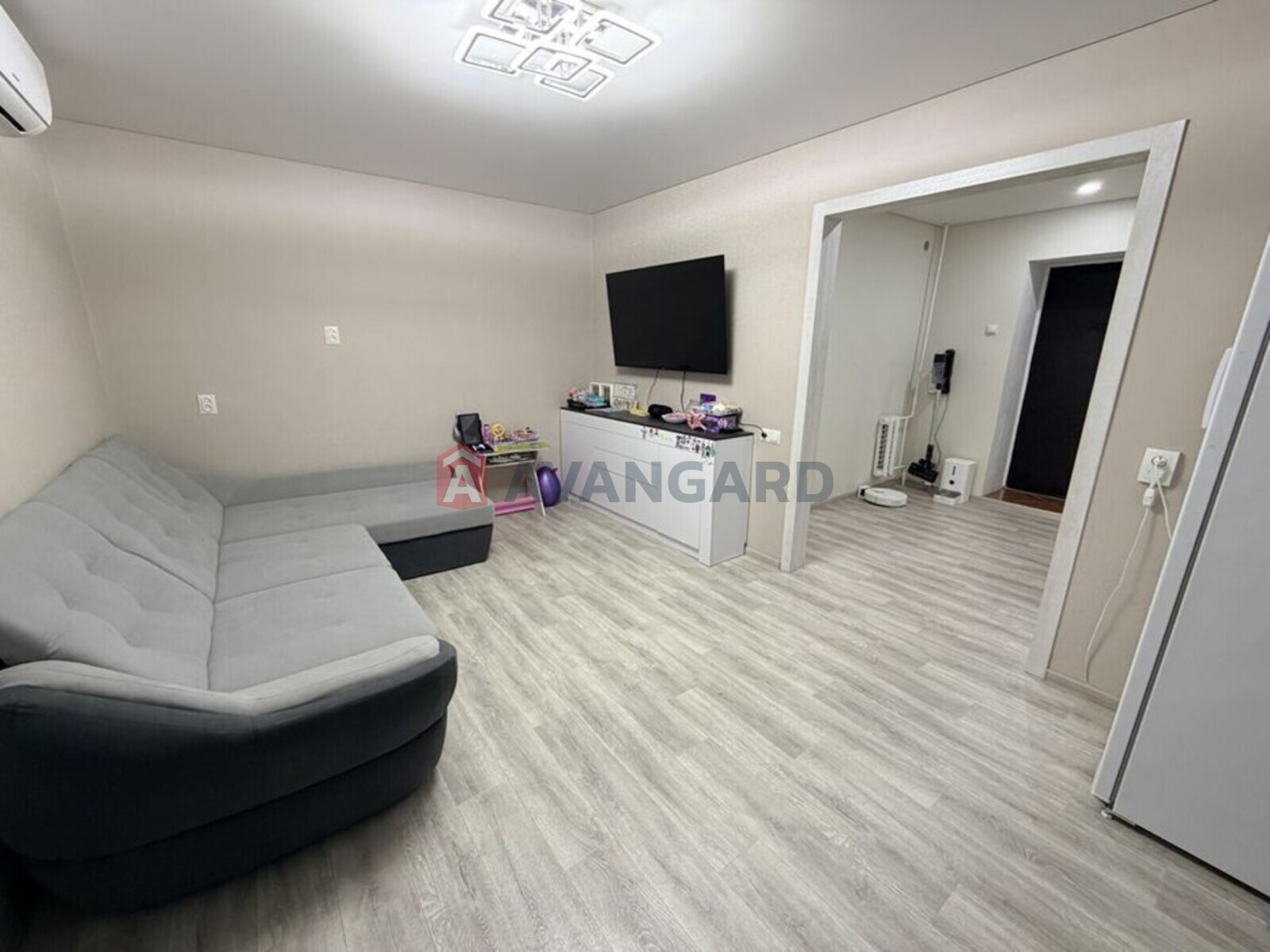 2 ��. ��������, 50/-/7 ��. �., 12/14 ������ ���� 6