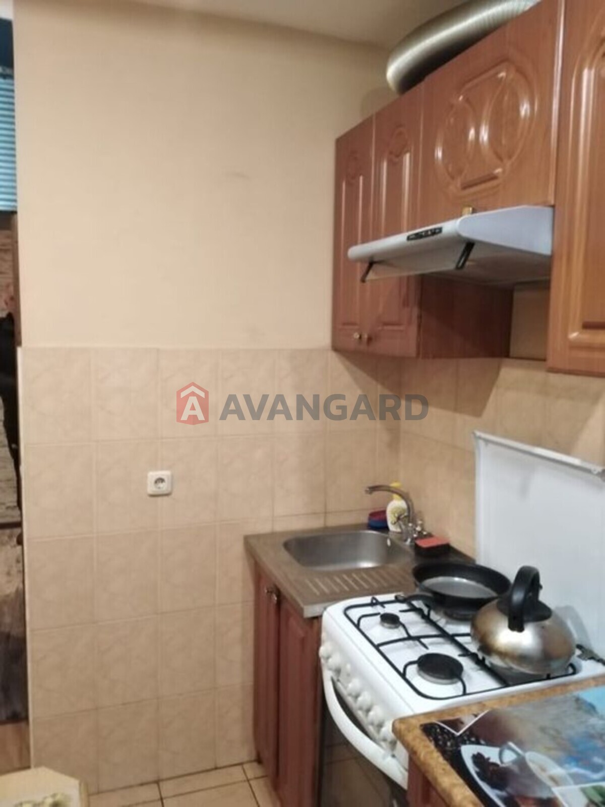 1 ��. ��������, 32/-/5 ��. �., 4/5 ������ ���� 8