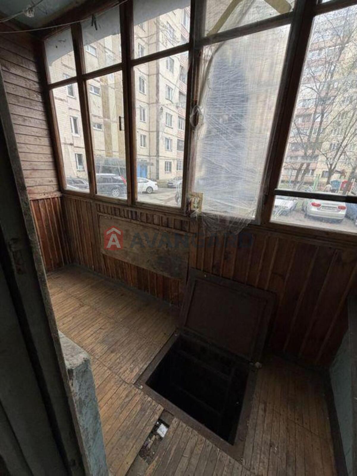 5 ��. ��������, 95/-/9 ��. �., 1/10 ������ ���� 13