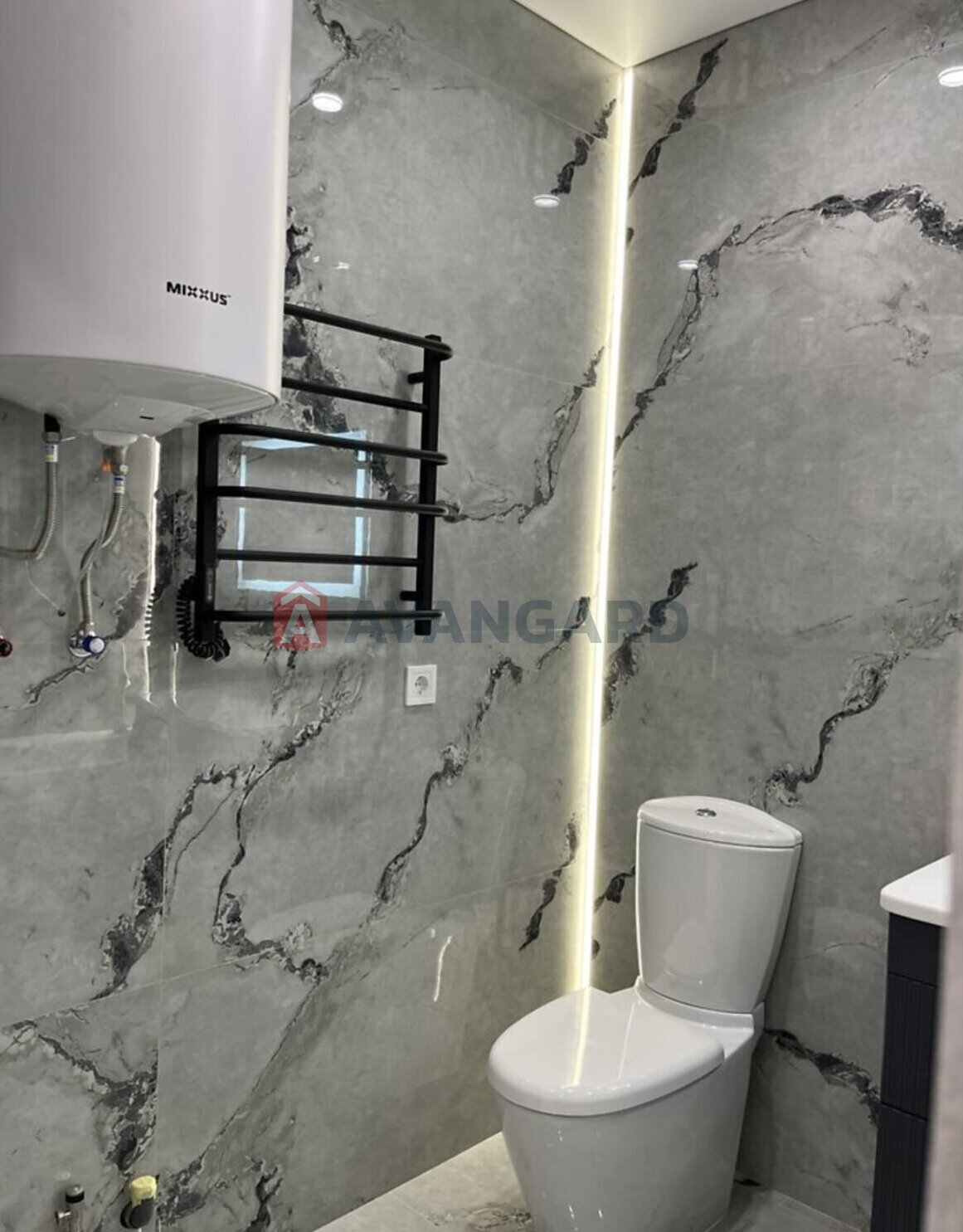 2 ��. ��������, 70/29/24 ��. �., 5/8 ������ ���� 4