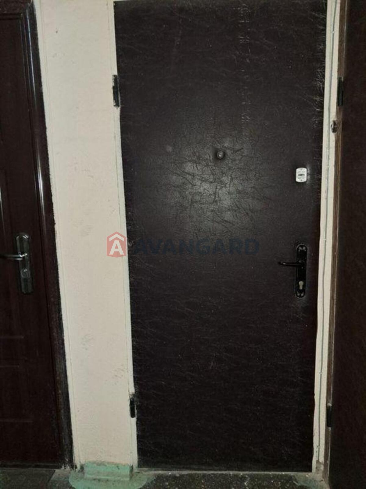 1 ��. ��������, 32/-/6 ��. �., 2/5 ������ ���� 3