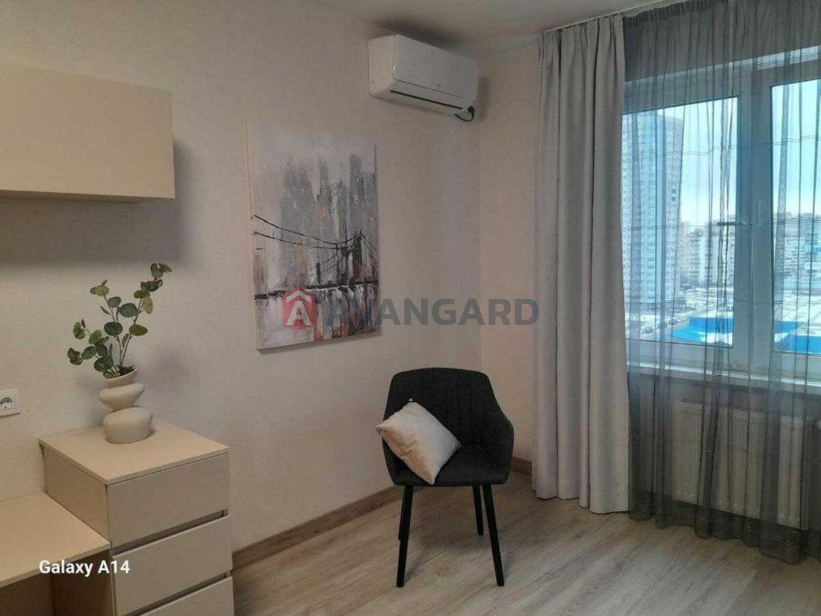 1 ��. ��������, 37/-/8 ��. �., 9/25 ������ ���� 6