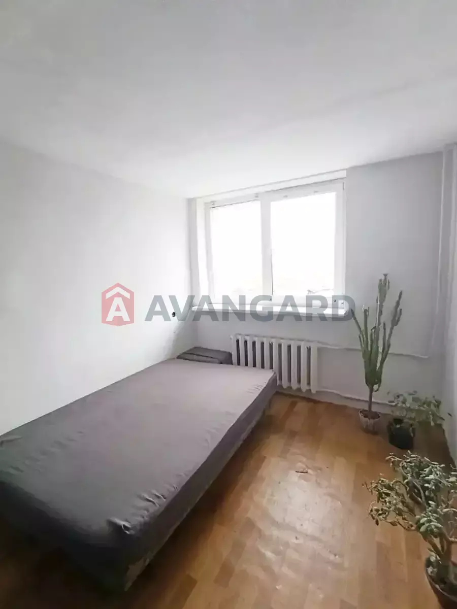 1 . , 30/-/7 . ., 8/12   5