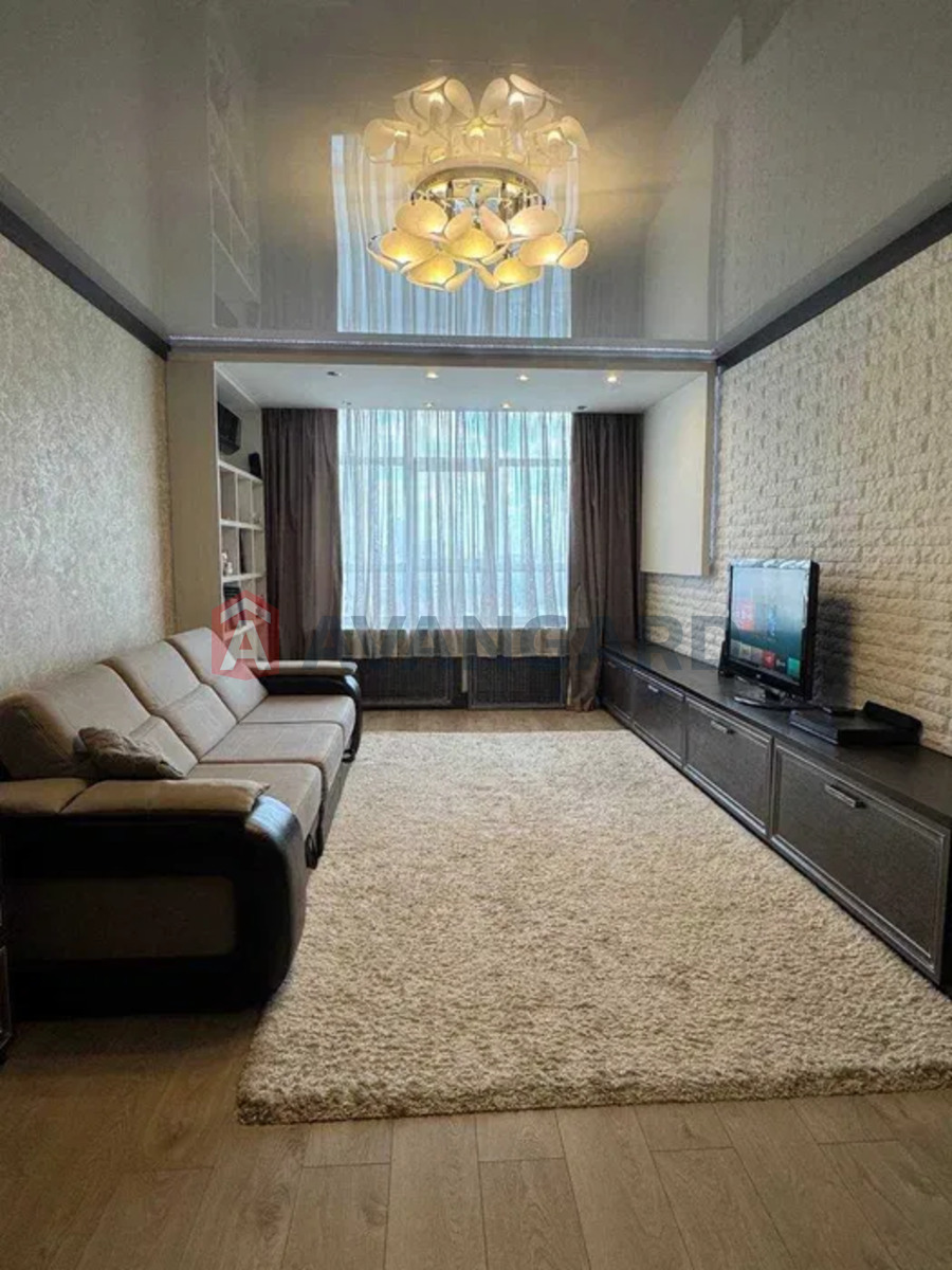 2 ��. ��������, 85/-/85 ��. �., 12/24 ������ ���� 18