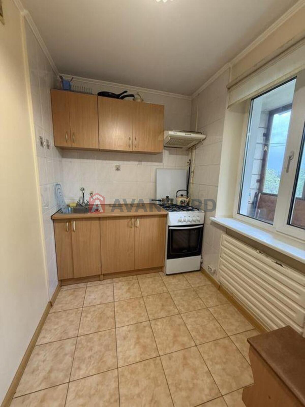 1 ��. ��������, 28/-/6 ��. �., 3/9 ������ ���� 3