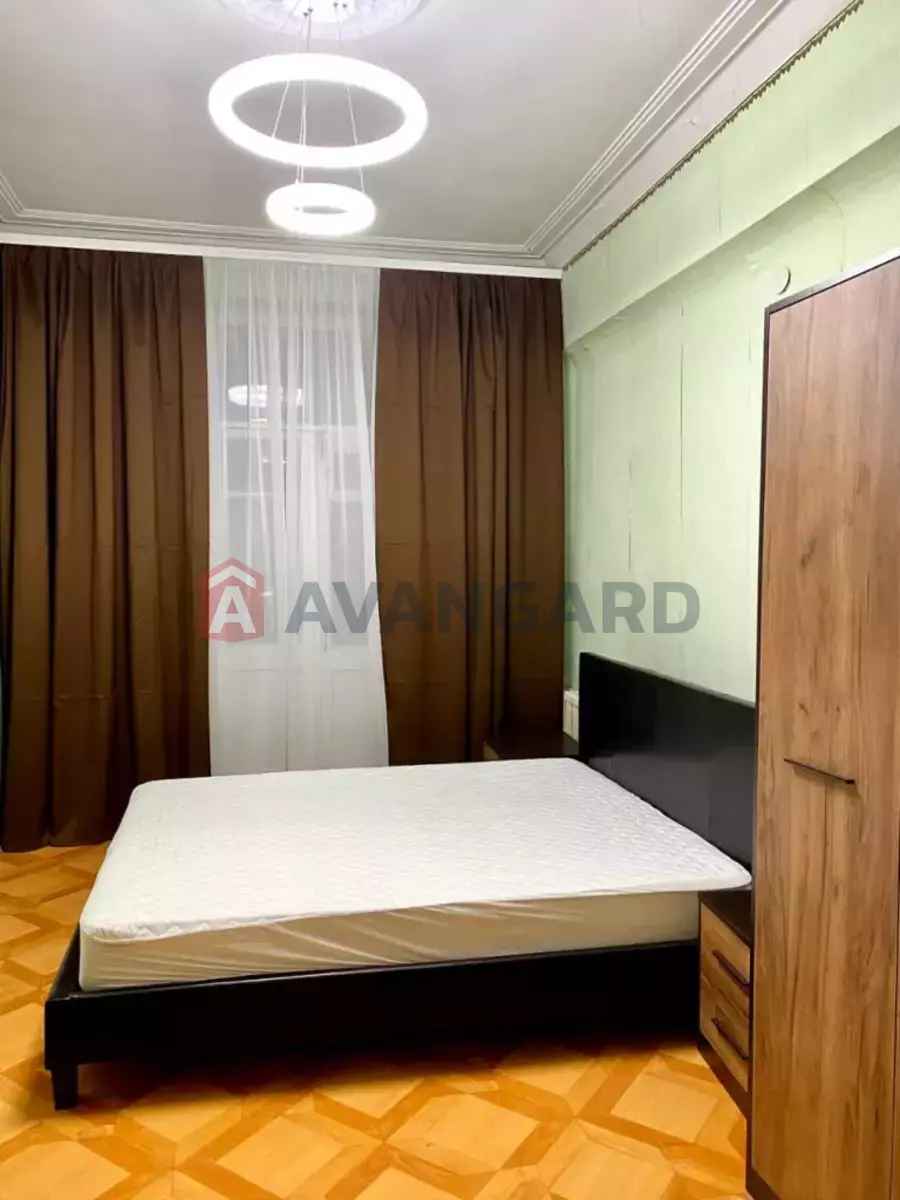 2 ��. ��������, 51/25/9 ��. �., 4/5 ������ ���� 2