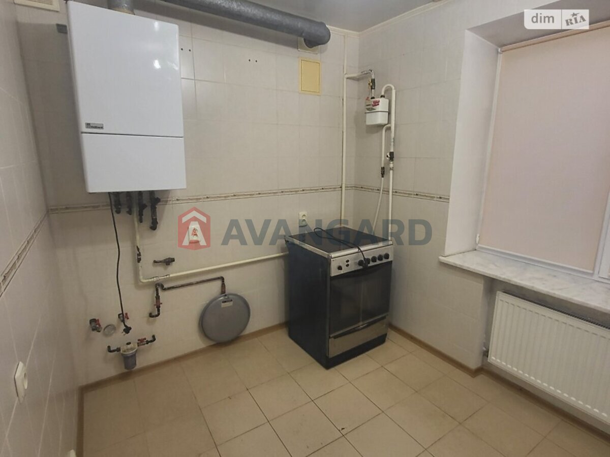 1 ��. ��������, 36/20/7 ��. �., 3/5 ������ ���� 7