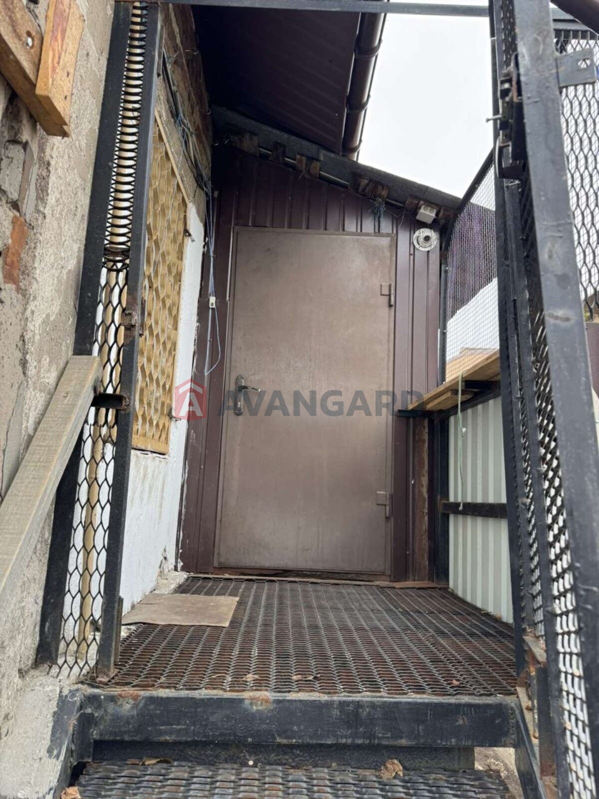 3 ����. ��������, 49/37/6 ��. �., 2/2 ���� ���� 4