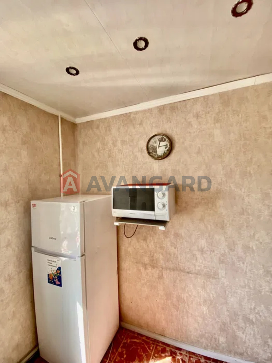 2 ��. ��������, 42/-/6 ��. �., 1/3 ������ ���� 14