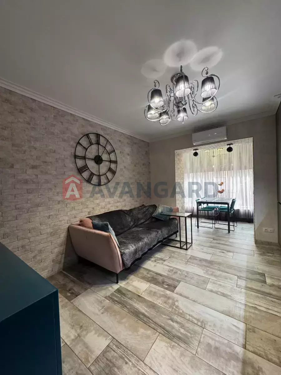 1 ��. ��������, 48/-/- ��. �., 2/10 ������ ���� 5