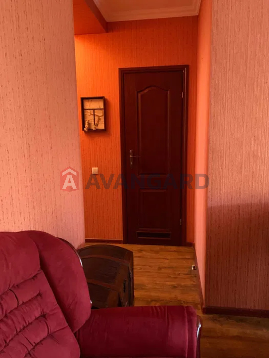 3 ��. ��������, 57/-/6 ��. �., 4/5 ������ ���� 5