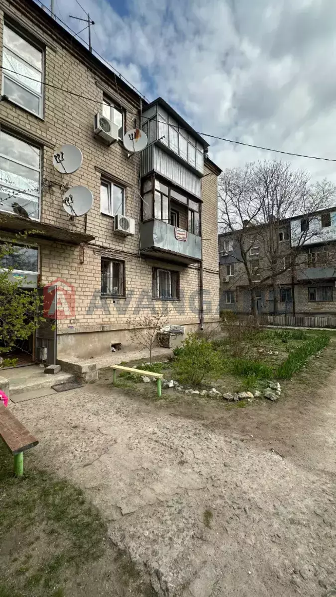 2 ��. ��������, 46/-/6 ��. �., 1/3 ������ ���� 10