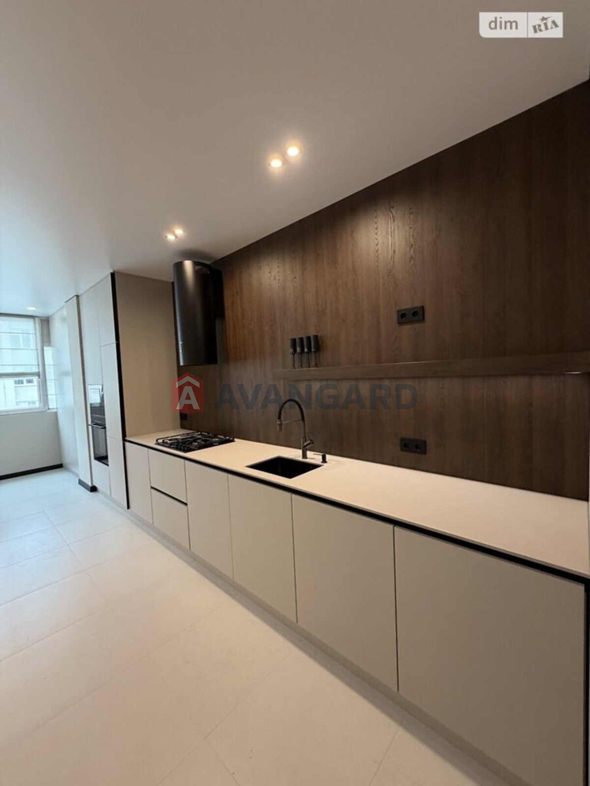 2 ��. ��������, 80/50/20 ��. �., 10/10 ������ ���� 6